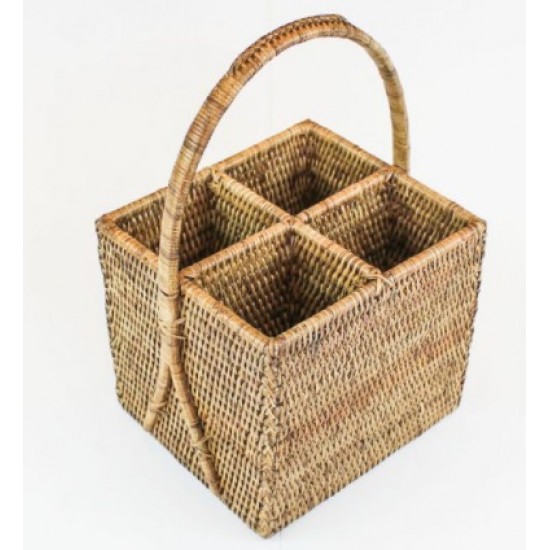 PORTA TALHERES/ TEMPEROS  EM RATTAN GILI
